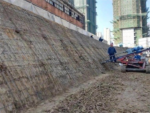 双塔建筑边坡支护